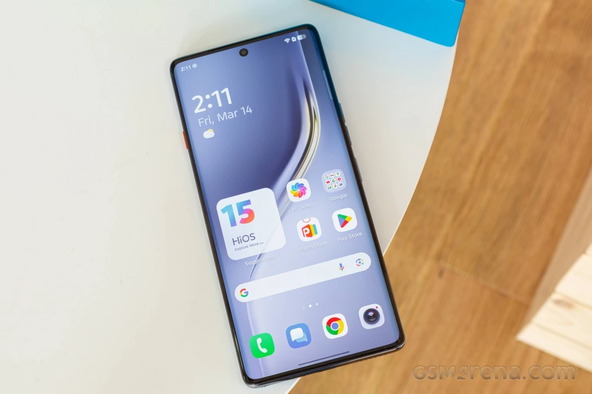 Gambar Tecno Camon 40 Pro