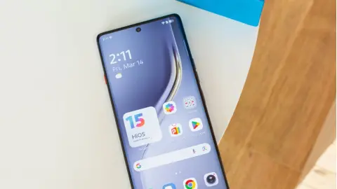 Tecno Camon 40 Pro 5G: Midrange Futuristik yang Elegan dan Andal